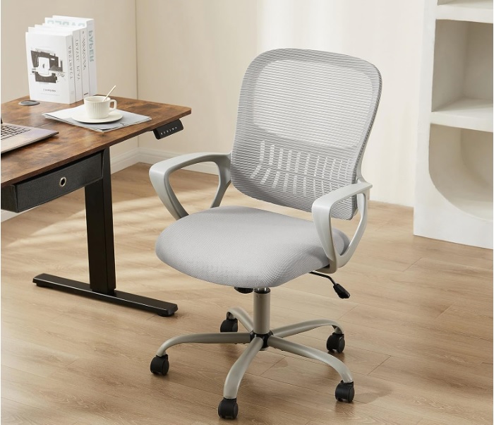 Fun & Inspiring Homeschool Classroom Furniture Ideas for Every Budget 5 smug chair